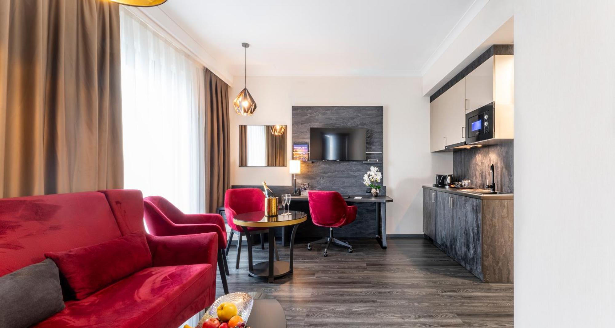 Plaza Premium Grand Winston Hotel Rijswijk Quarto foto